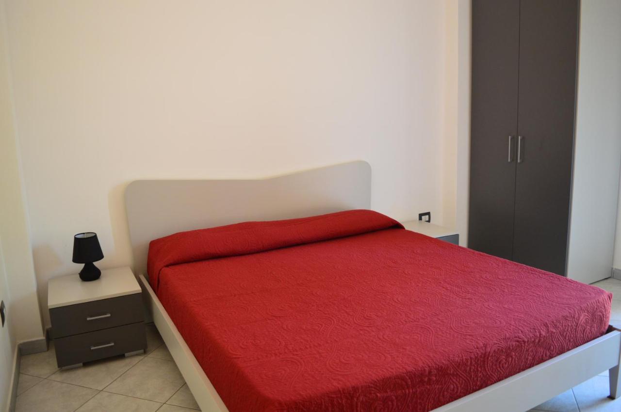 Le Zagare Case Vacanza 克洛帕尼 外观 照片