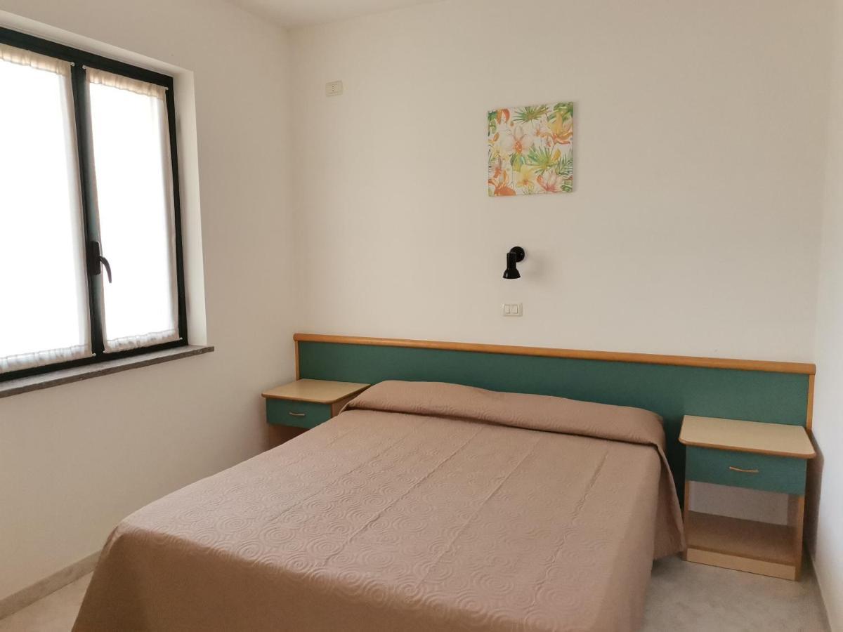 Le Zagare Case Vacanza 克洛帕尼 外观 照片