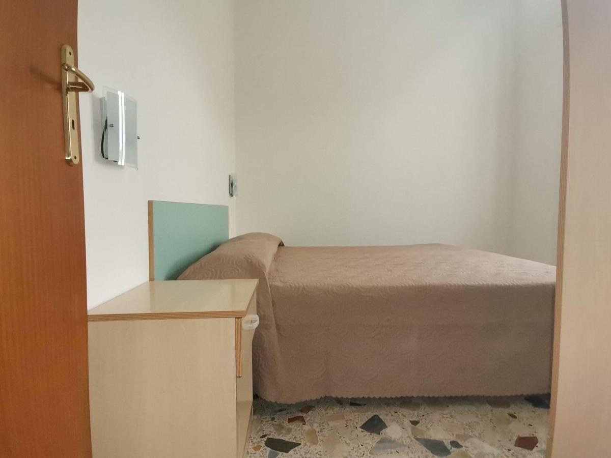 Le Zagare Case Vacanza 克洛帕尼 外观 照片