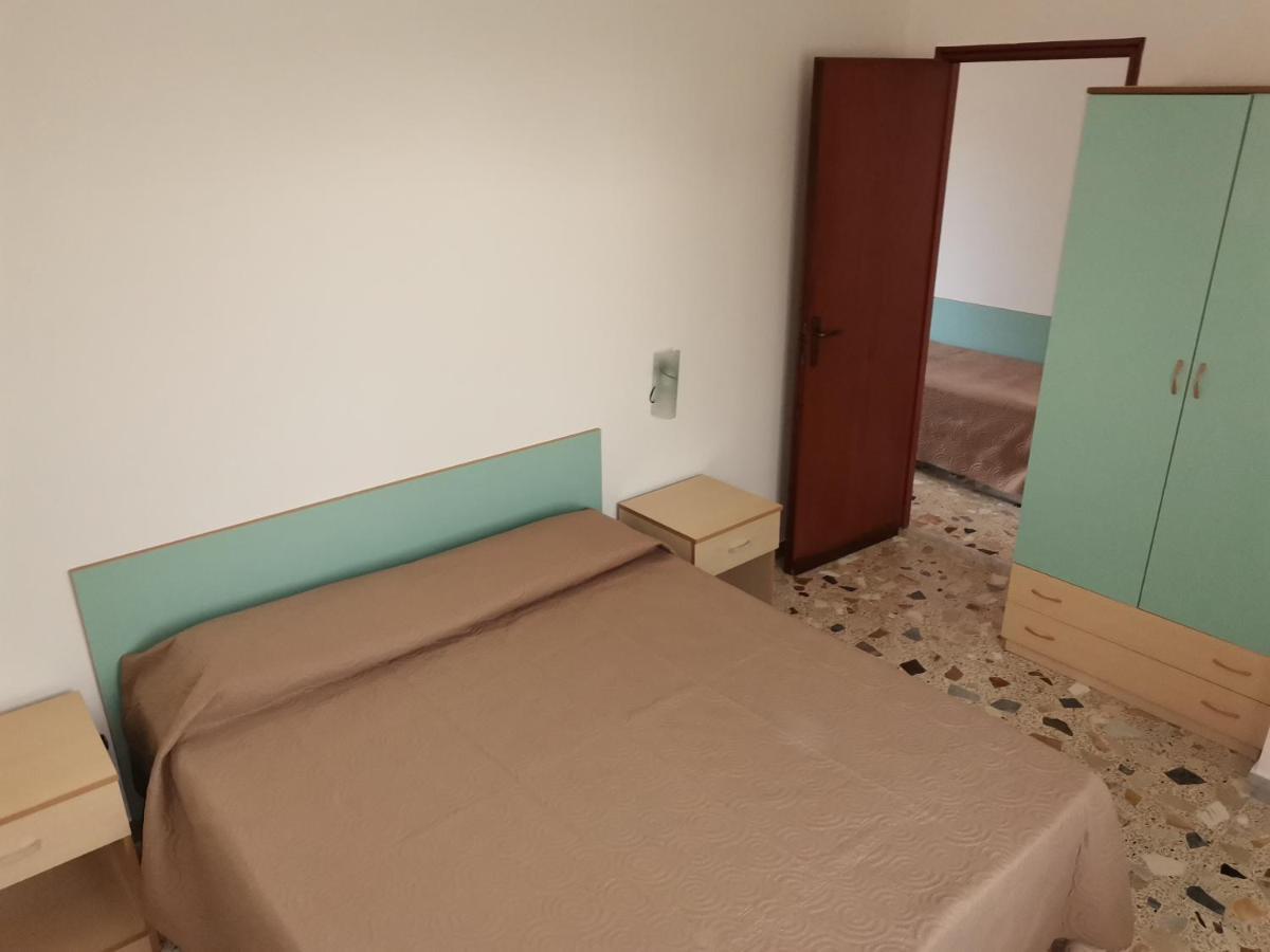Le Zagare Case Vacanza 克洛帕尼 外观 照片
